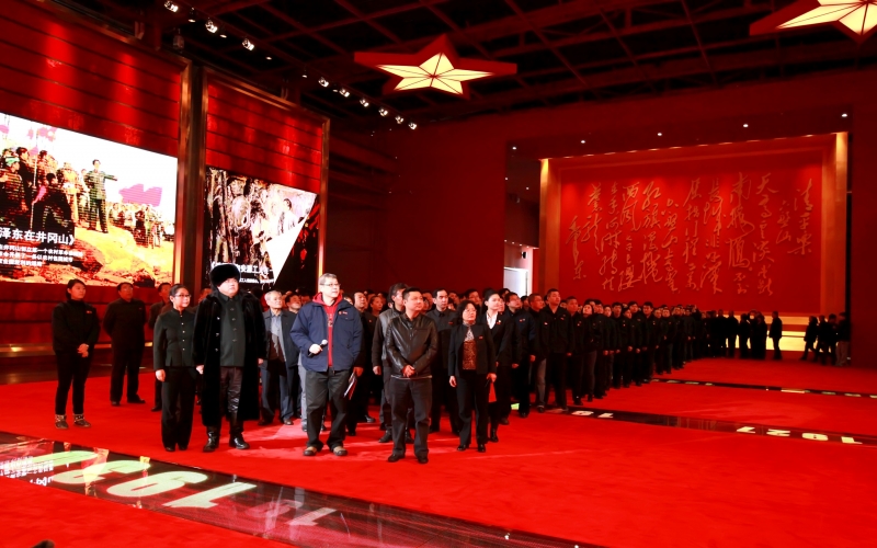 2013年，全面開(kāi)花，開(kāi)啟新起點(diǎn)、新征程、新跨越